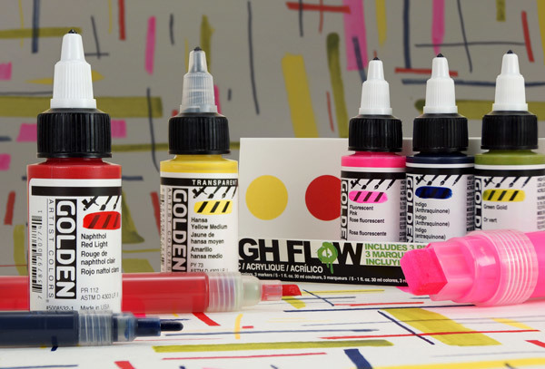 Combinez la peinture High Flow de Golden et Empty System de Molotow