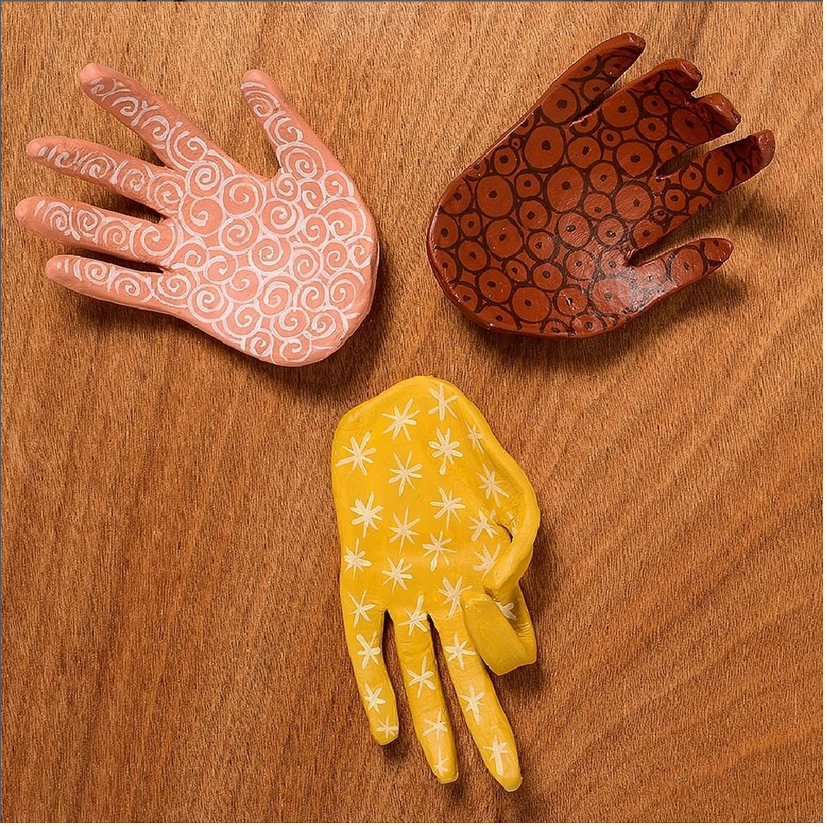 Modelage de l'argile Terracotta de DAS